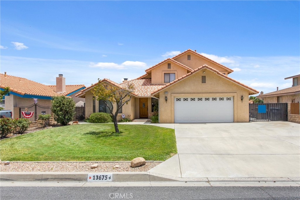 13675 Spring Valley Parkway Property Photo 4