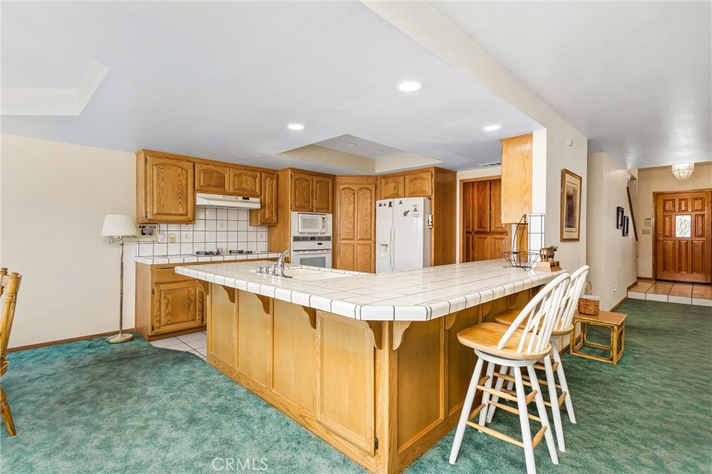 13675 Spring Valley Parkway Property Photo 11