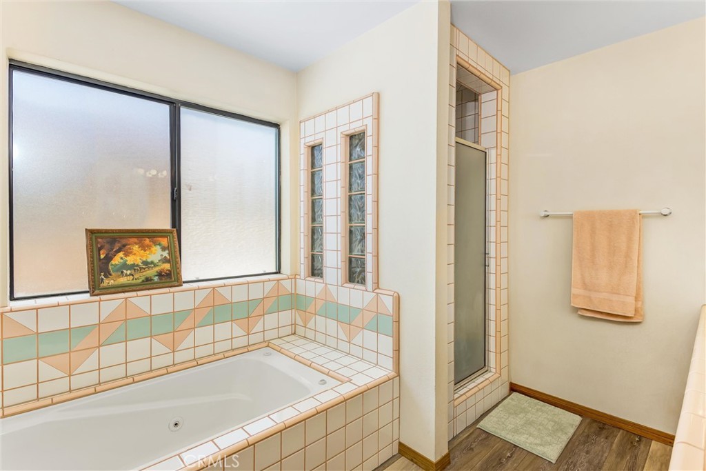 13675 Spring Valley Parkway Property Photo 19