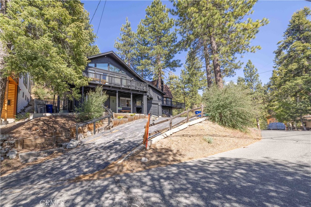 789 Silver Tip Property Photo 8