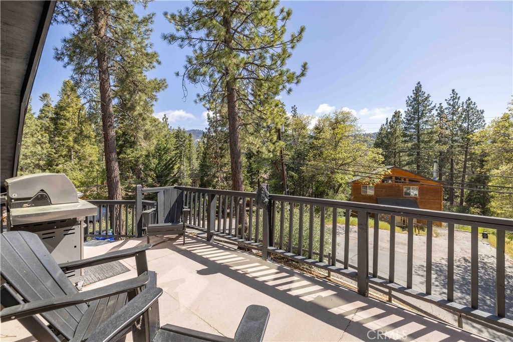 789 Silver Tip Property Photo 31