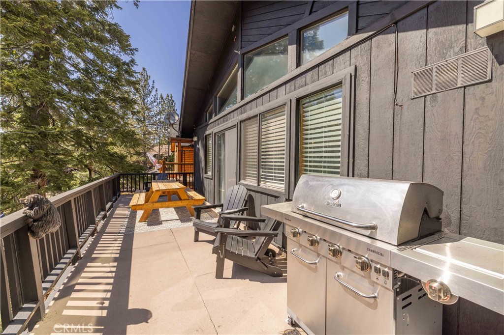 789 Silver Tip Property Photo 34