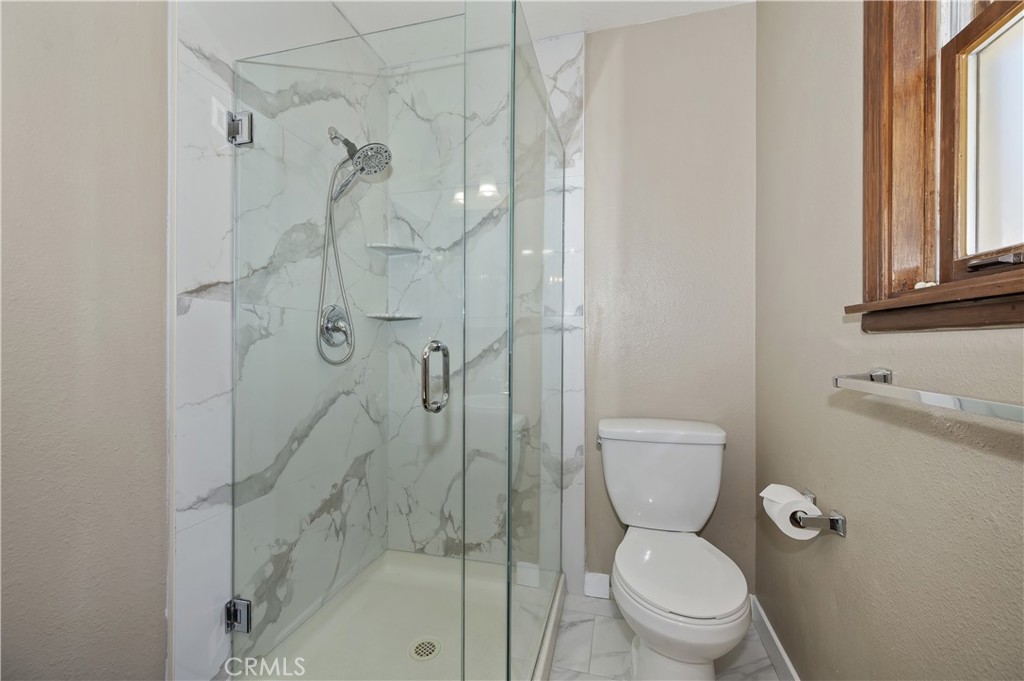 858 Club View Drive Property Photo 26