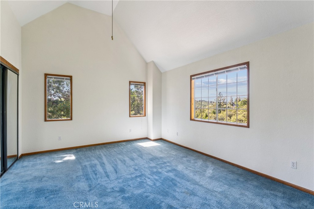 975 Teakwood Drive Property Photo 13