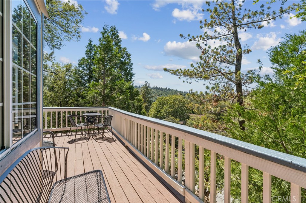 975 Teakwood Drive Property Photo 26