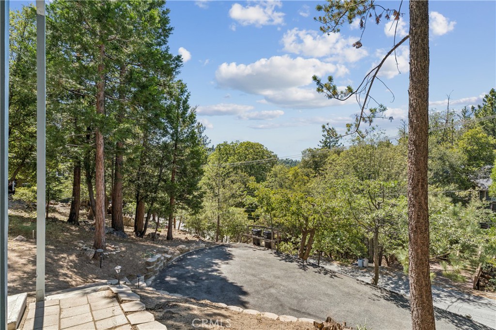 975 Teakwood Drive Property Photo 31