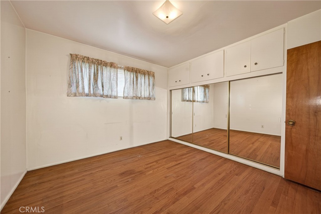 2316 N Orange W Property Photo 26