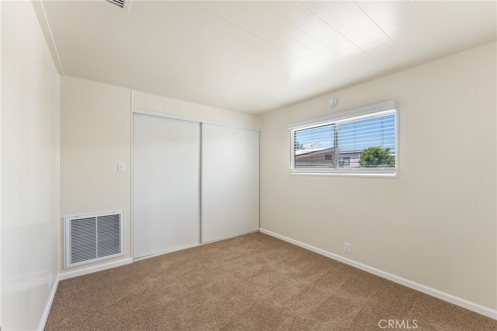 17455 Marygold Avenue 62 Property Photo 8