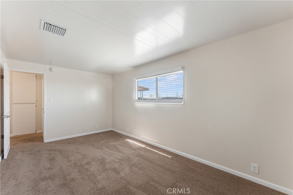 17455 Marygold Avenue 62 Property Photo 9