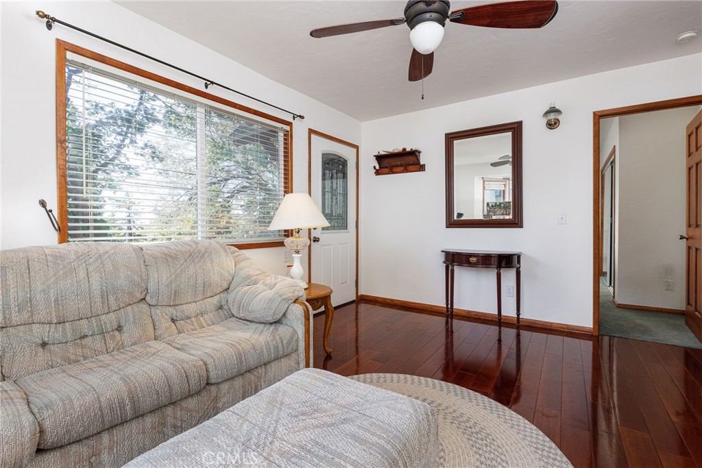 29288 Lake View Property Photo 6
