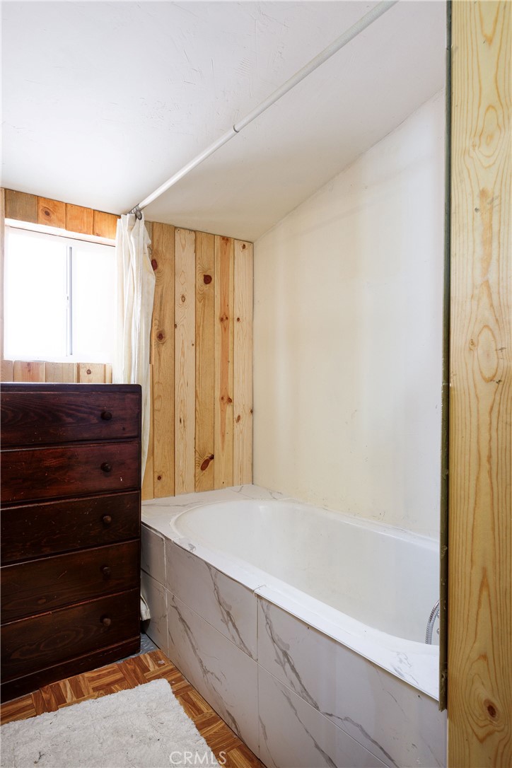 29288 Lake View Property Photo 17