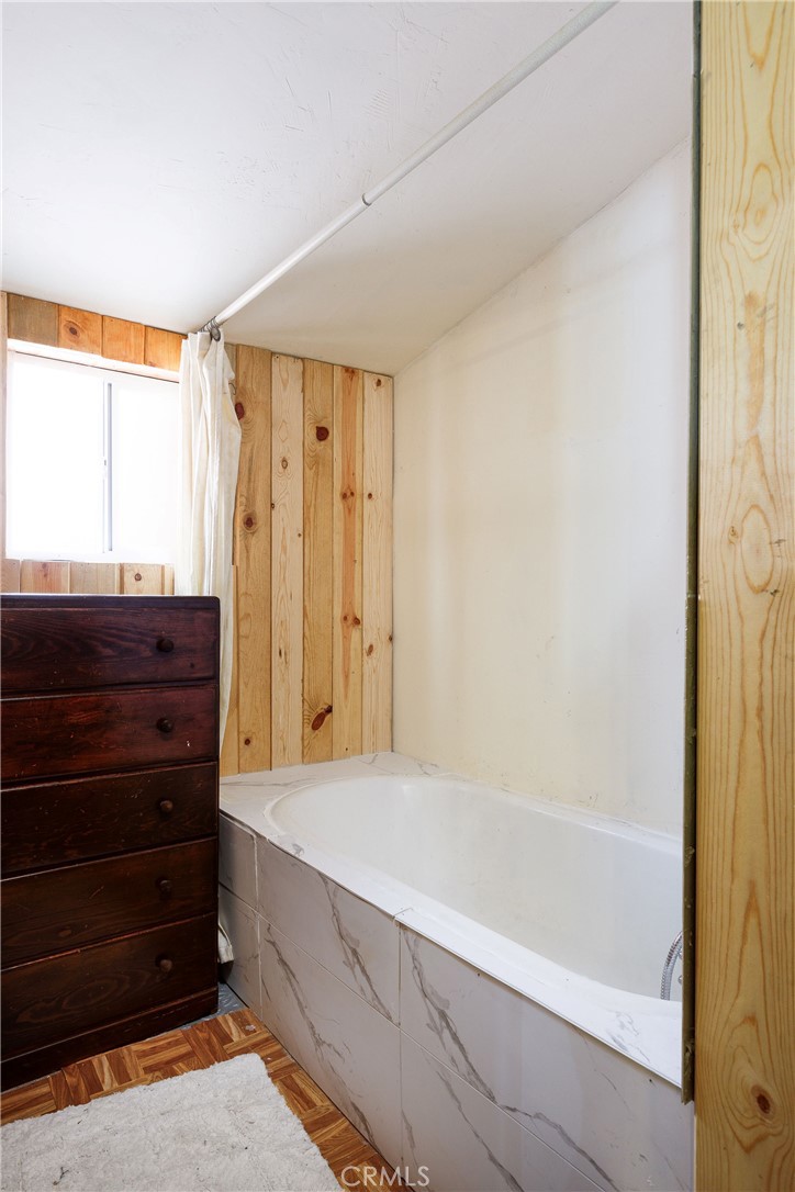 29288 Lake View Property Photo 17