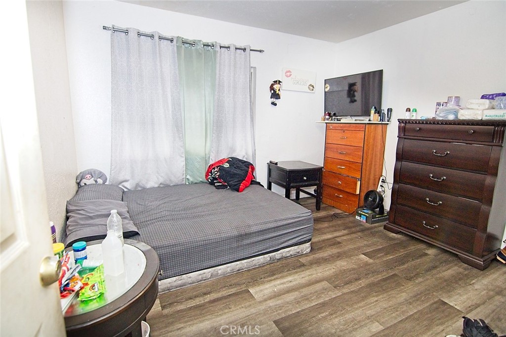 6911 Compton Property Photo 2