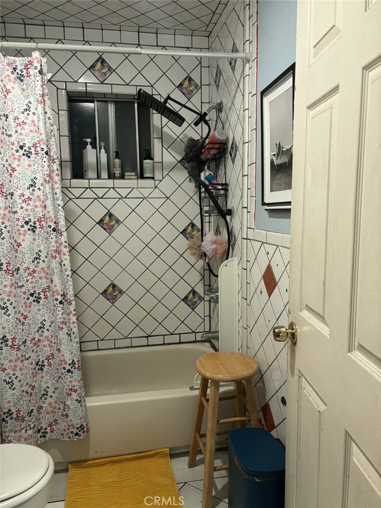 6911 Compton Property Photo 17