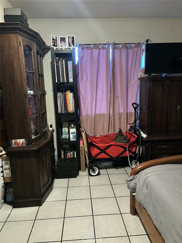 6911 Compton Property Photo 20