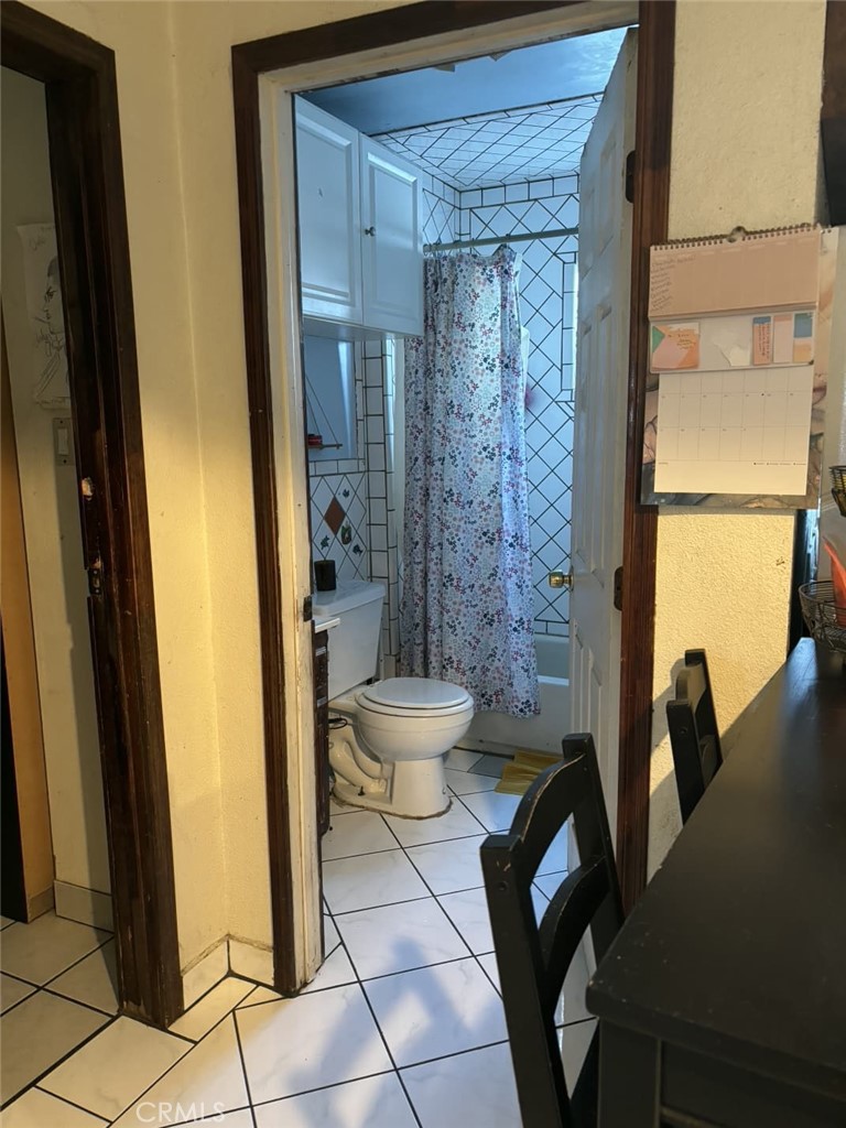 6911 Compton Property Photo 23