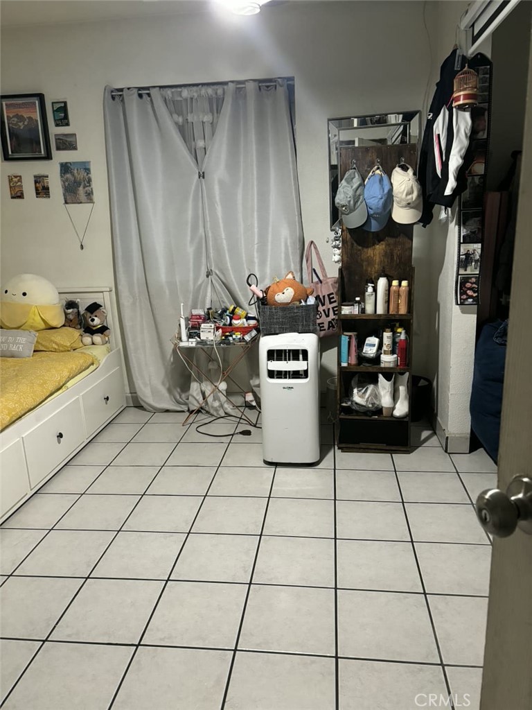 6911 Compton Property Photo 35