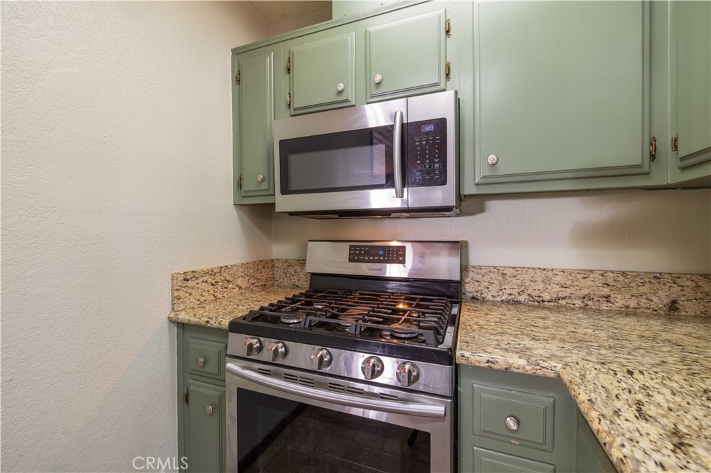 629 Sugarloaf Boulevard Property Photo 8