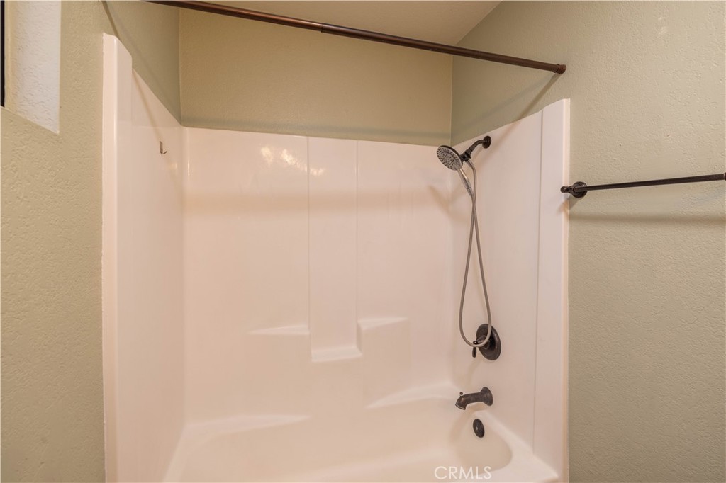 629 Sugarloaf Boulevard Property Photo 13
