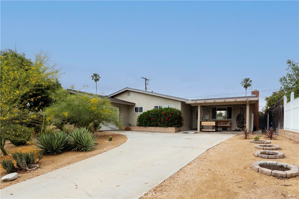 25 Dale Lane Property Photo 1