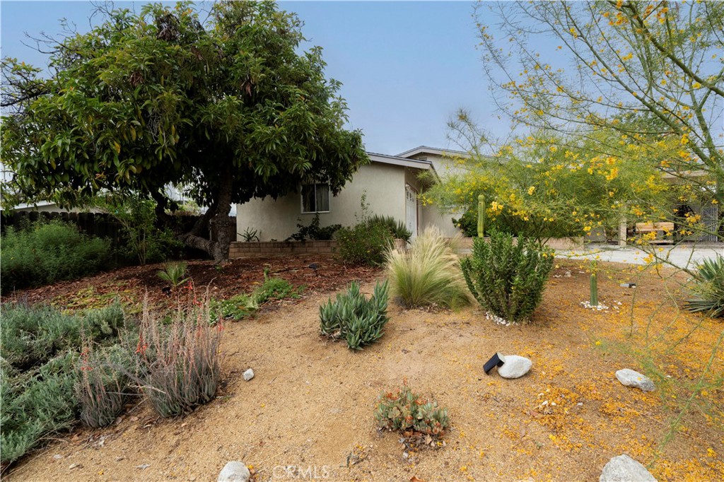 25 Dale Lane Property Photo 2