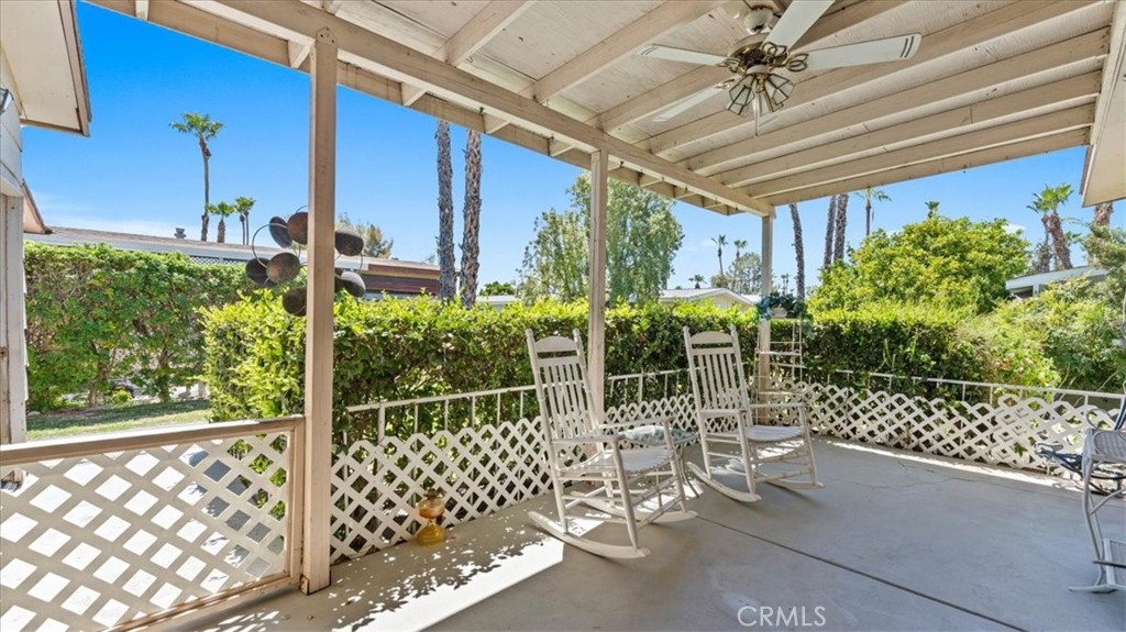 1123 Via Grande Property Photo 18