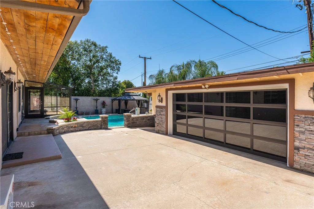 1244 W Highland Property Photo 56