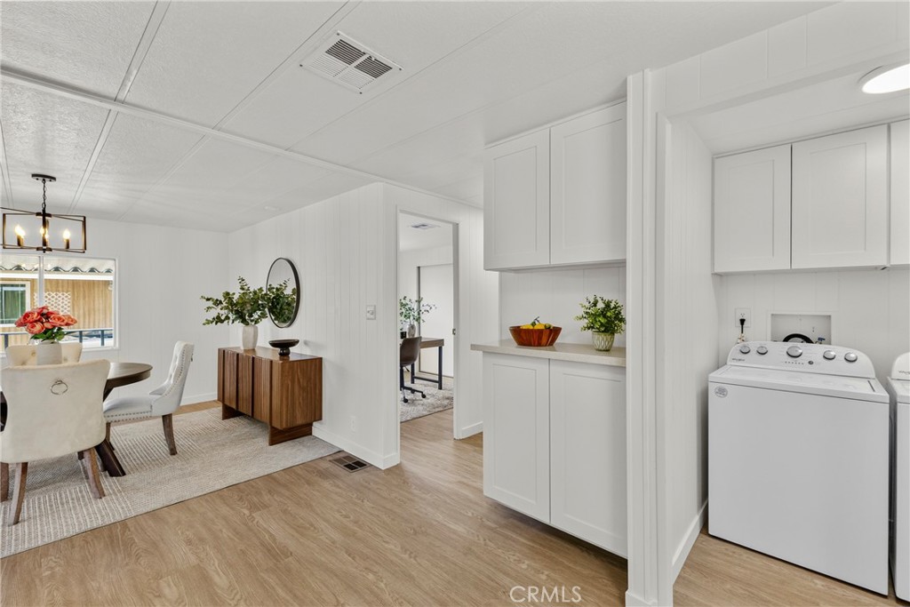9391 California Ave 13 Property Photo 6