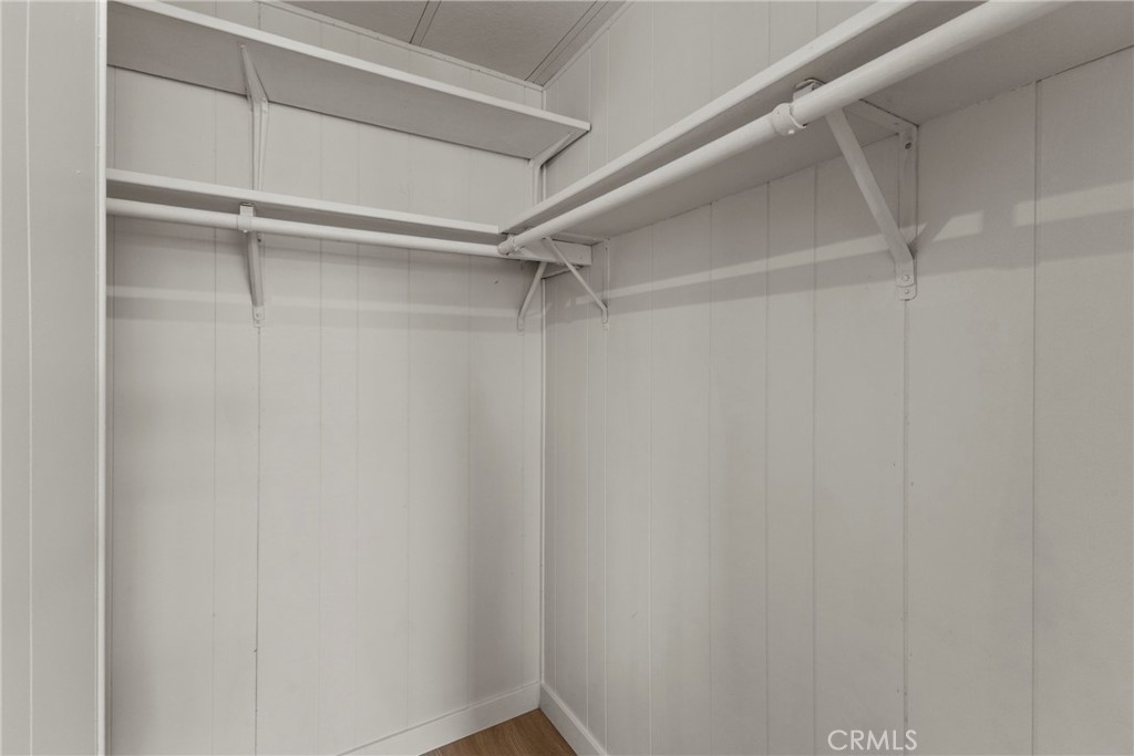 9391 California Ave 13 Property Photo 17