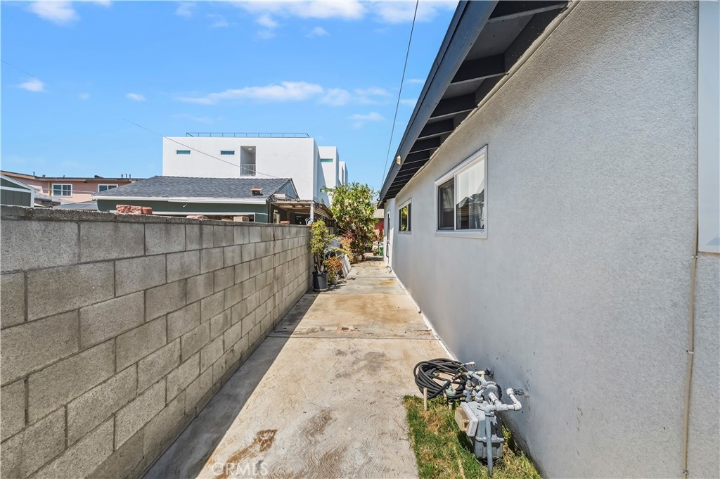 10925 Dalerose Property Photo 30