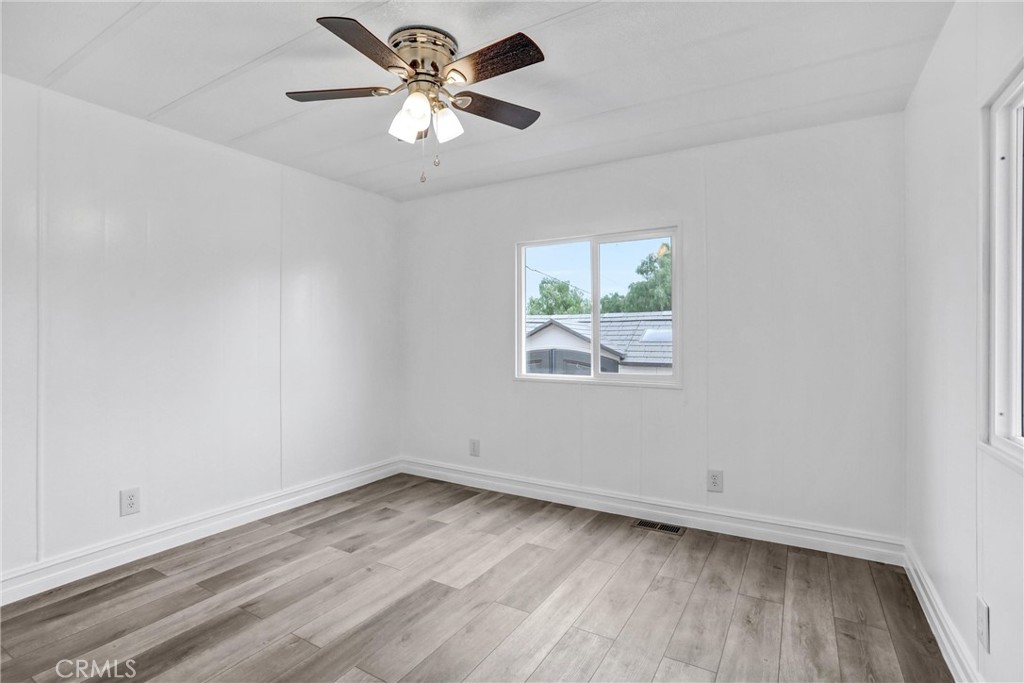 20399 Bailly Property Photo 6