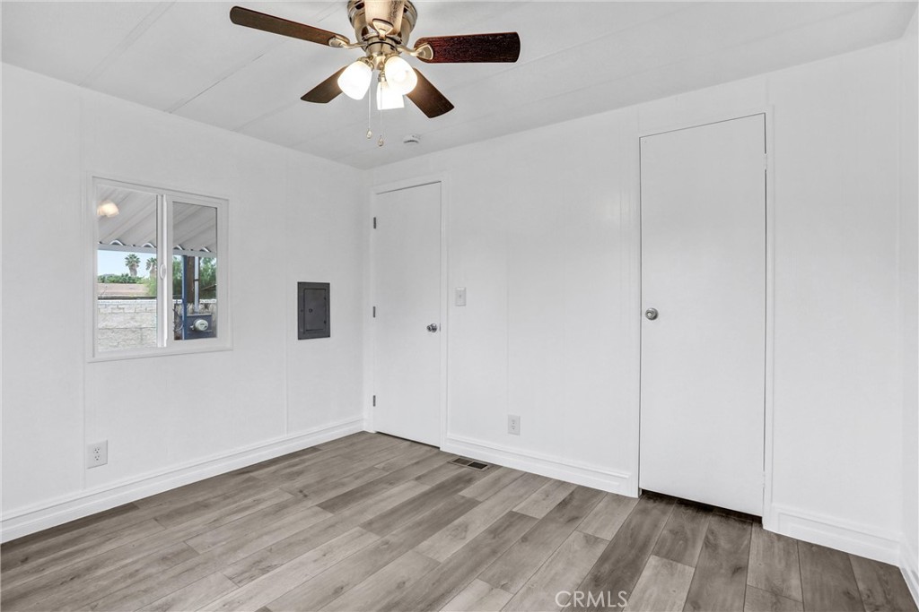 20399 Bailly Property Photo 15
