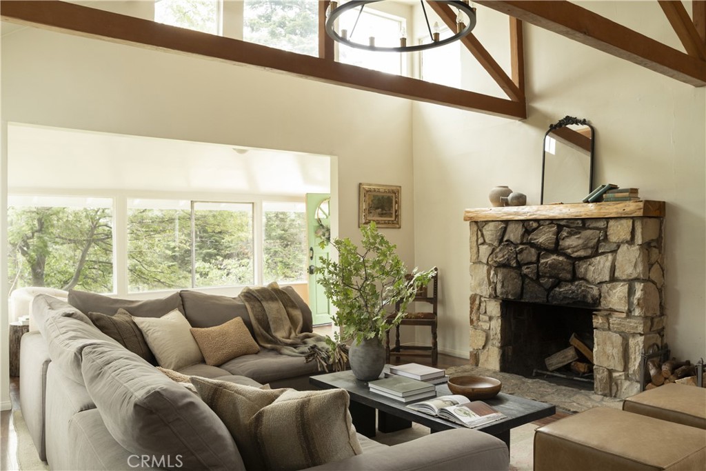 26498 Lake Forest Drive Property Photo 1