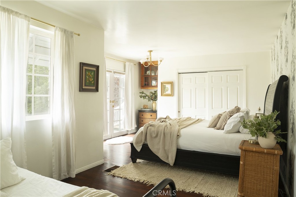 26498 Lake Forest Drive Property Photo 10