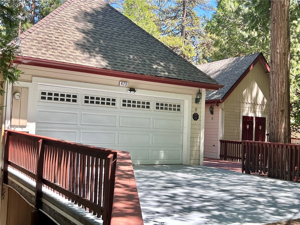 473 Annandale Drive Property Photo 4