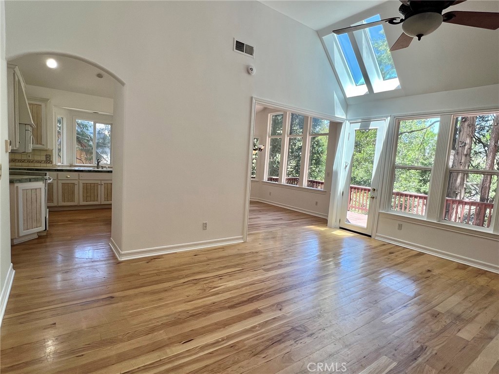 473 Annandale Drive Property Photo 15