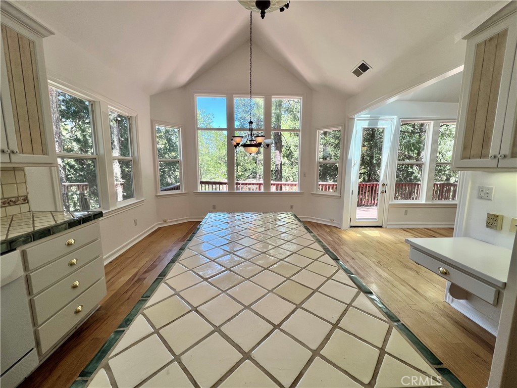 473 Annandale Drive Property Photo 18
