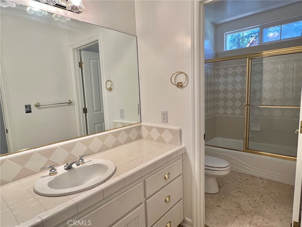 473 Annandale Drive Property Photo 29