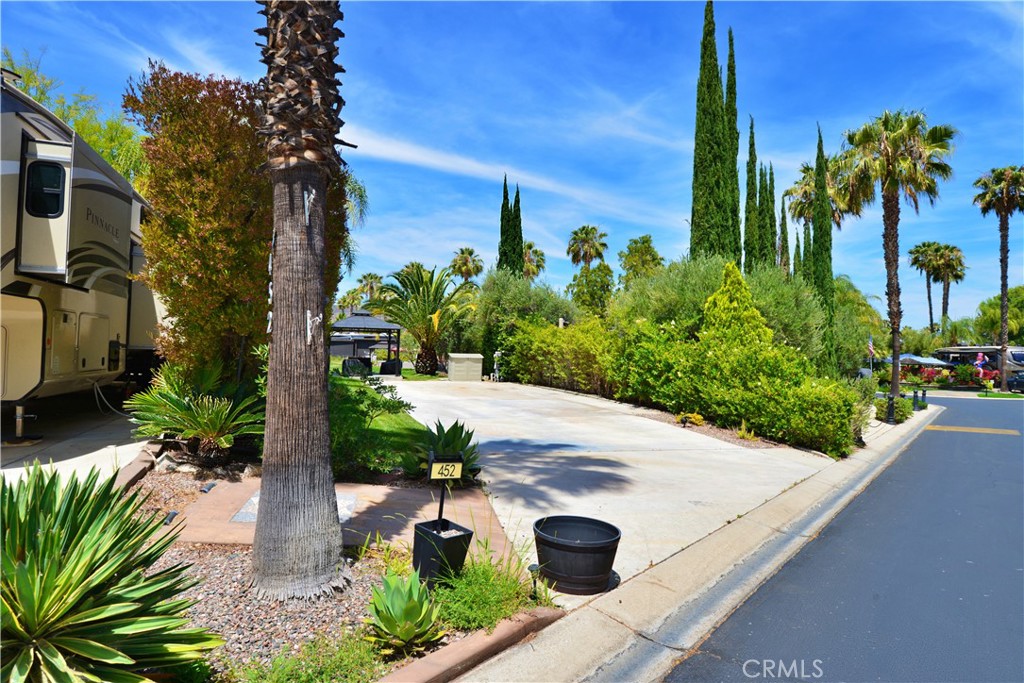 45525 Highway 79 #452 Property Photo 1