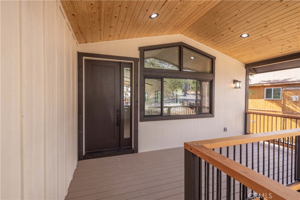 1436 Klamath Property Photo 17