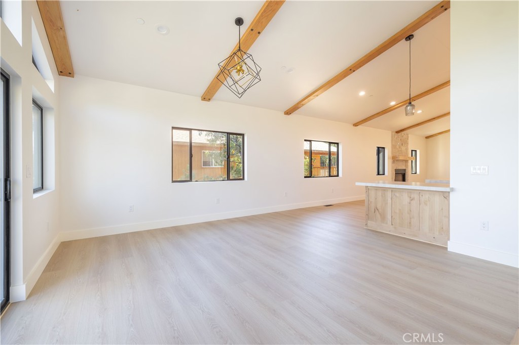 1436 Klamath Property Photo 23