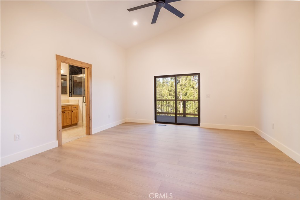 1436 Klamath Property Photo 24