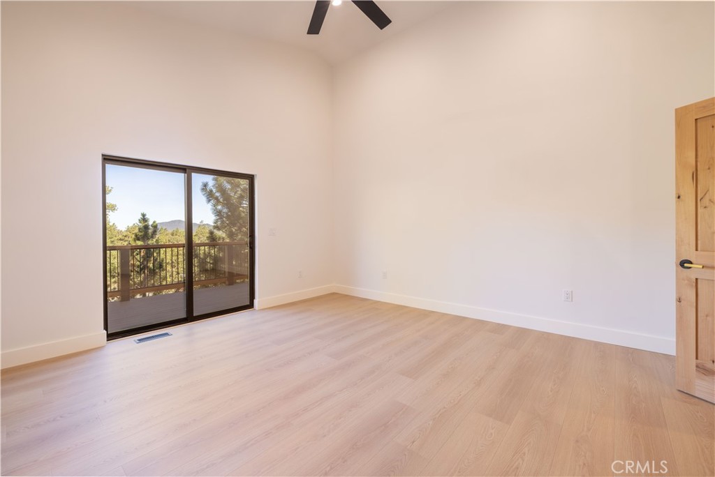 1436 Klamath Property Photo 25