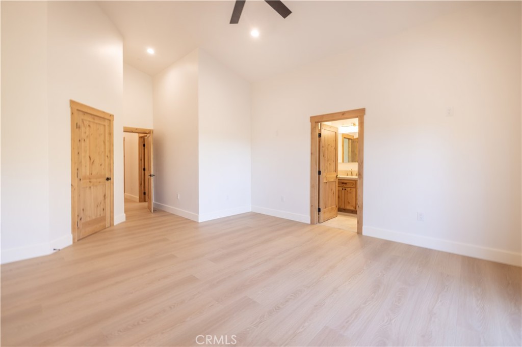 1436 Klamath Property Photo 27