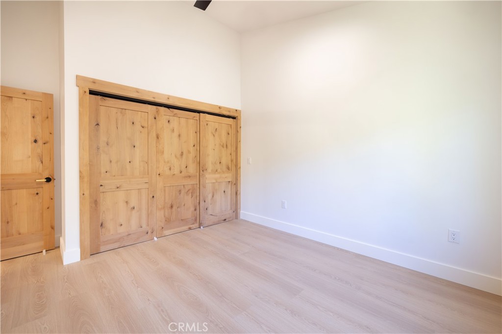 1436 Klamath Property Photo 37