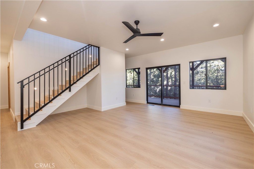 1436 Klamath Property Photo 43