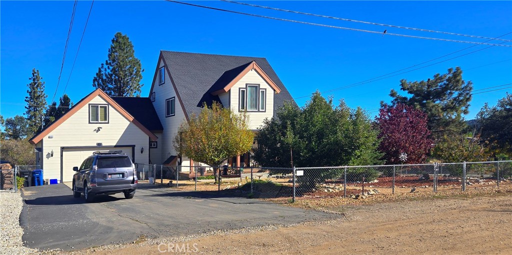 2097 Fox Property Photo 1