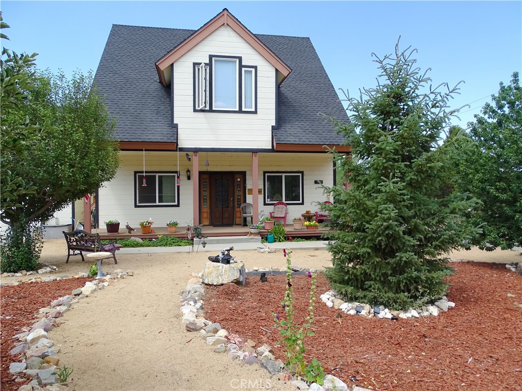 2097 Fox Property Photo 4
