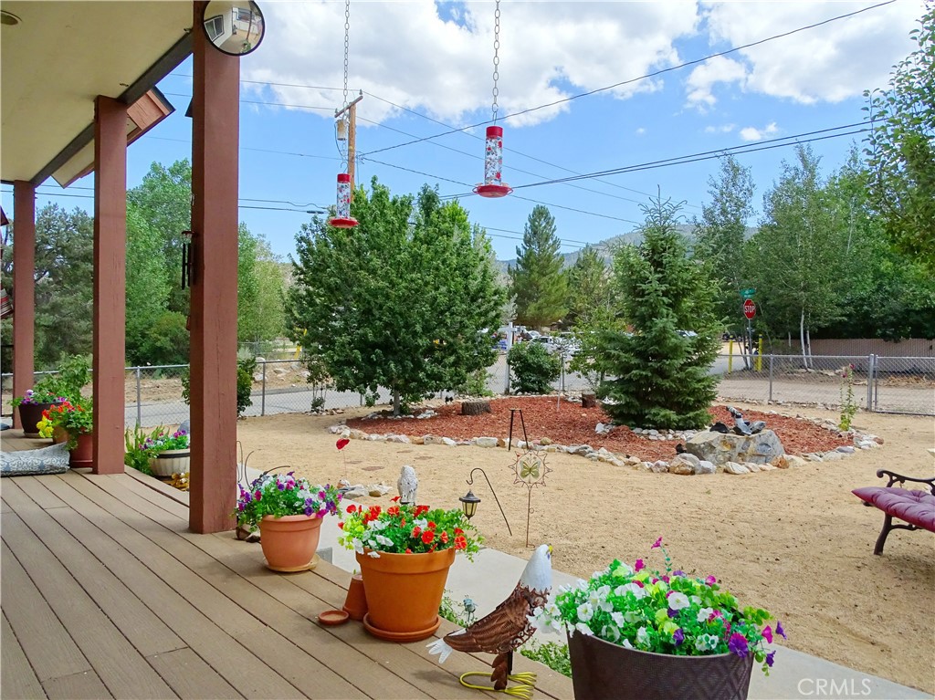 2097 Fox Property Photo 6