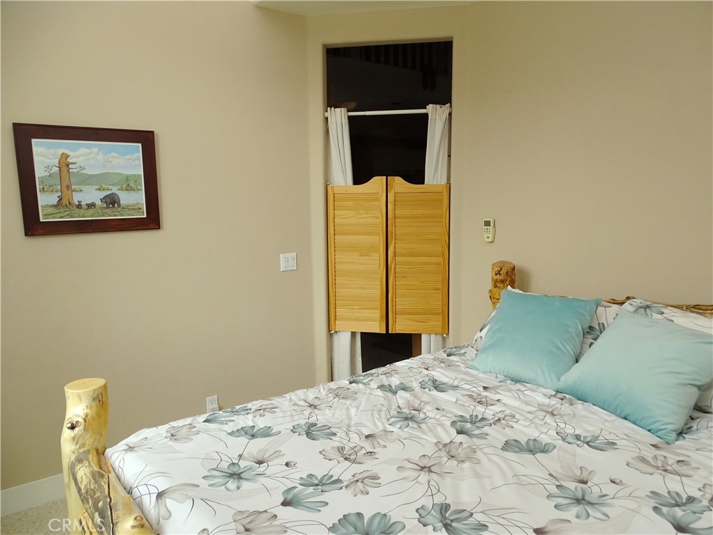 2097 Fox Property Photo 24
